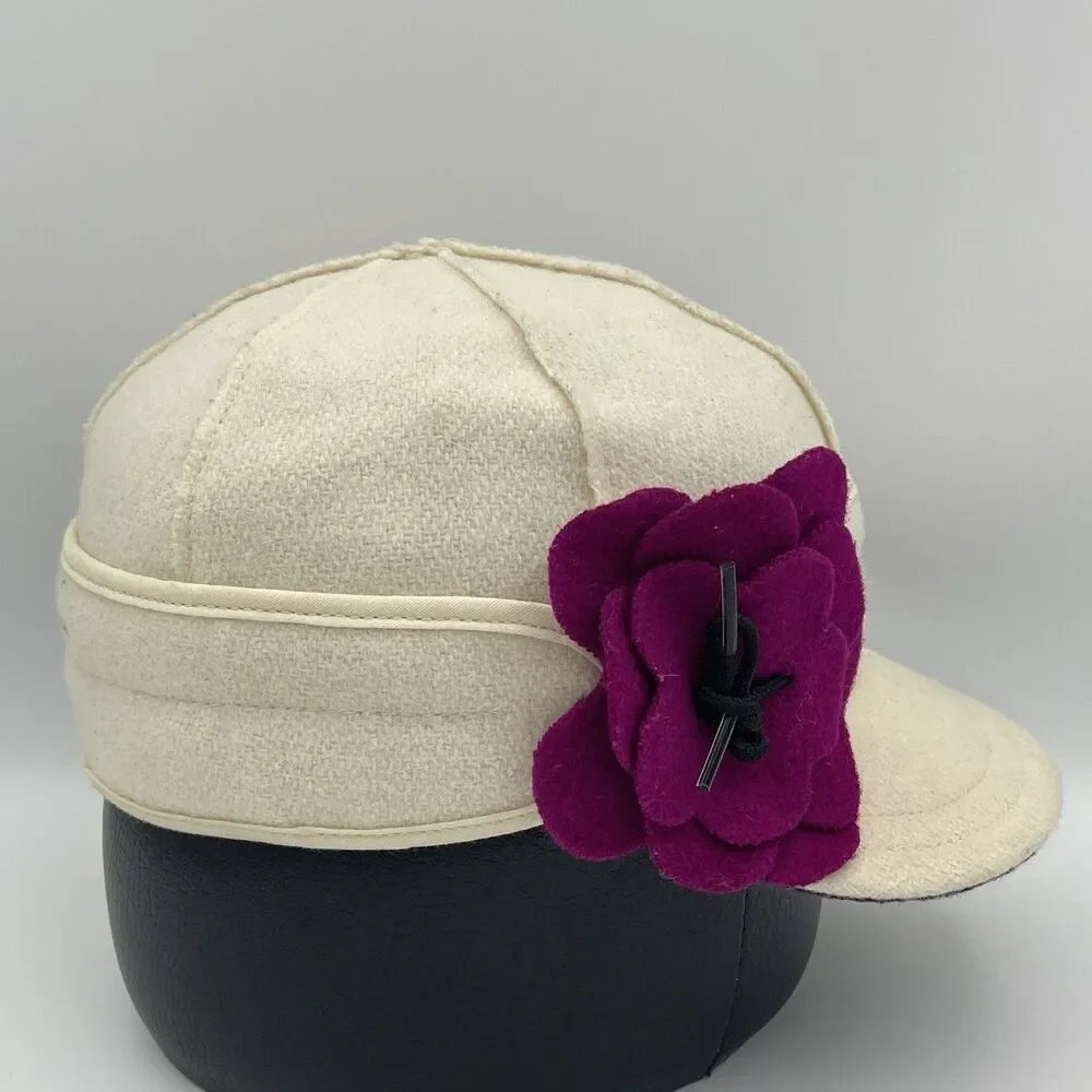 Stormy Kromer Hat Cap Fitted 6 7/8 White Petal Pusher Flower Wool Winter Womens